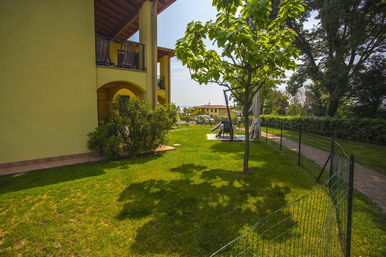 Residence Karina Moniga del Garda Exterior photo